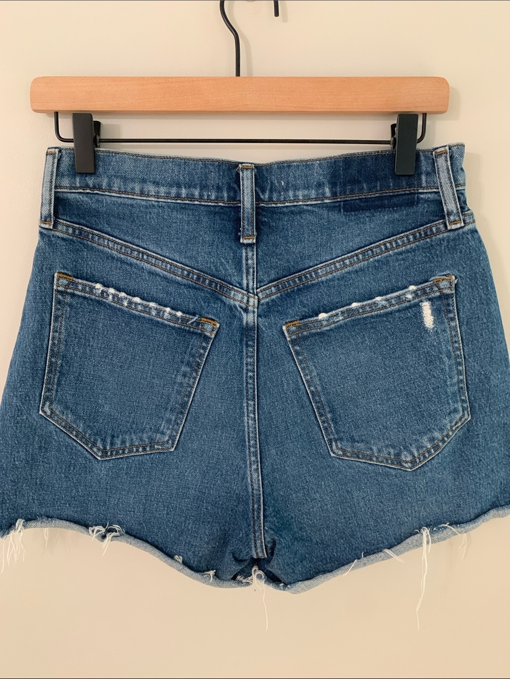 Abercrombie & Fitch The 4” Mom Short High Rise Curve Love Size 27 - Picture 4 of 5